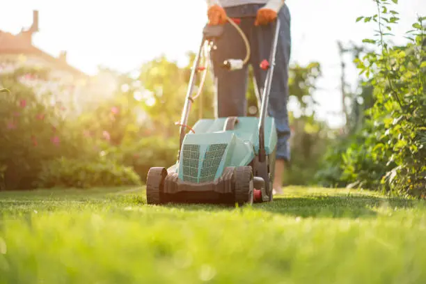 How to mow a lawn Mission Viejo, CA